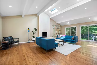 559 Hillside Drive, Highland Park, IL 60035 - Photo 3