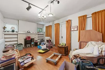 2019 W Chase Avenue, Chicago, IL 60645 - Photo 3