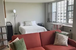4250 N Marine Dr, Chicago, IL 60613 - Photo 7