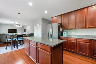 21042 Lakewoods Ln, Shorewood, IL 60404 - Photo 9