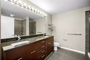659 W Randolph Ave, Chicago, IL 60661 - Photo 11