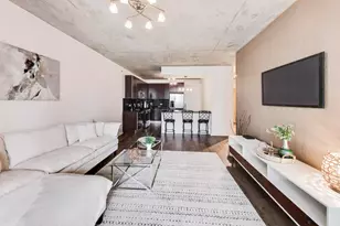 659 W Randolph Ave, Chicago, IL 60661 - Photo 7