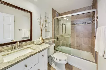 155 N Harbor Drive #2404, Chicago, IL 60601 - Photo 17