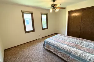 8733 Golfview Dr, Orland Park, IL 60462 - Photo 11