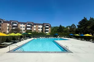 3350 N Carriageway Dr, Arlington Heights, IL 60004 - Photo 21