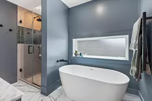 2144 N Rockwell St, Chicago, IL 60647 - Photo 9