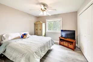 313 S Hi Lusi Ave, Mount Prospect, IL 60056 - Photo 17