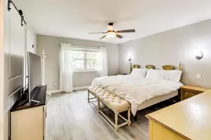 313 S Hi Lusi Ave, Mount Prospect, IL 60056 - Photo 13