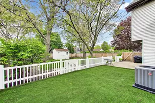 313 S Hi Lusi Ave, Mount Prospect, IL 60056 - Photo 37