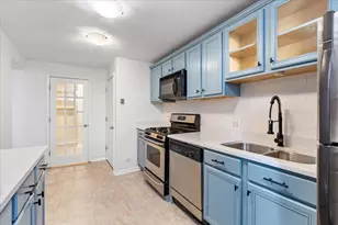 3145 N Cambridge Ave, Chicago, IL 60657 - Photo 7