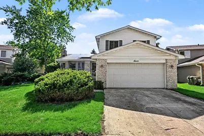 7 Blue Jay Court, Woodridge, IL 60517 - Photo 1