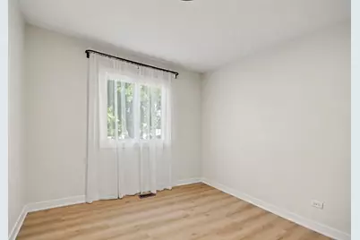 7 Blue Jay Court, Woodridge, IL 60517 - Photo 13