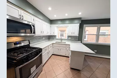 8642 W Berwyn Avenue #2S, Chicago, IL 60656 - Photo 5