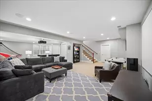 1620 Canterbury Ln, Glenview, IL 60025 - Photo 31