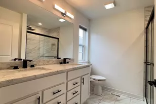 548 Mihelich Ln, Lockport, IL 60441 - Photo 23
