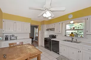 18653 Homewood Ave, Homewood, IL 60430 - Photo 7