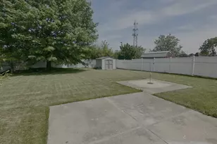 103 Heine Dr, Streamwood, IL 60107 - Photo 17