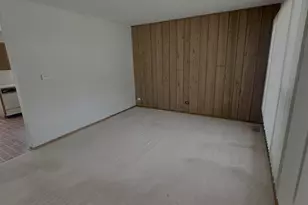 103 Heine Dr, Streamwood, IL 60107 - Photo 3