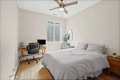 1433 W Belle Plaine Avenue #2E, Chicago, IL 60613 - Photo 11