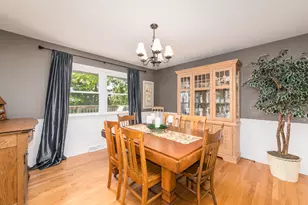 700 S Hamlin Ave, Park Ridge, IL 60068 - Photo 5