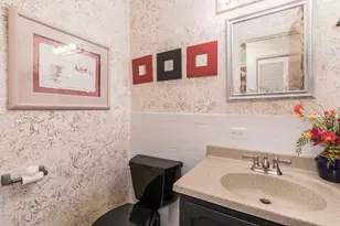 700 S Hamlin Ave, Park Ridge, IL 60068 - Photo 11