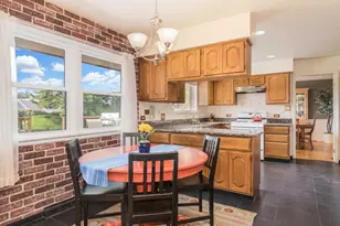 700 S Hamlin Ave, Park Ridge, IL 60068 - Photo 9
