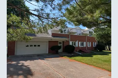 1225 Tilton Park Drive, Rochelle, IL 61068 - Photo 3