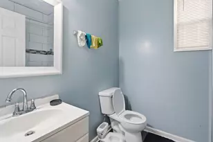 203 N Leamington Ave, Chicago, IL 60644 - Photo 15