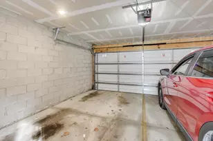1715 S Morgan St, Chicago, IL 60608 - Photo 27