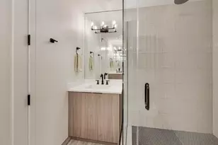 1715 S Morgan St, Chicago, IL 60608 - Photo 15