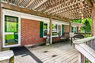 209 Woodrig Rd, Bloomington, IL 61704 - Photo 13
