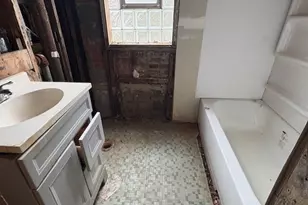 7711 S Ada St, Chicago, IL 60620 - Photo 11