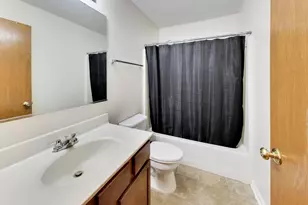 1179 W Maggie Ln, Romeoville, IL 60446 - Photo 19