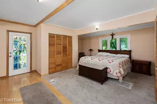 383 W Park Ave, Aurora, IL 60506 - Photo 11