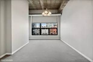 125 E 13th St, Chicago, IL 60605 - Photo 7