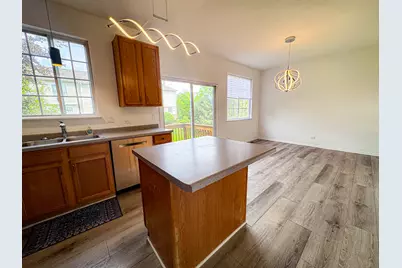1758 Fredericksburg Lane, Aurora, IL 60503 - Photo 9