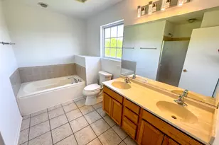 1758 Fredericksburg Ln, Aurora, IL 60503 - Photo 15