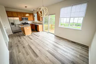 1758 Fredericksburg Ln, Aurora, IL 60503 - Photo 5