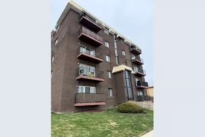10424 Central Avenue #3NE, Oak Lawn, IL 60453 - Photo 1