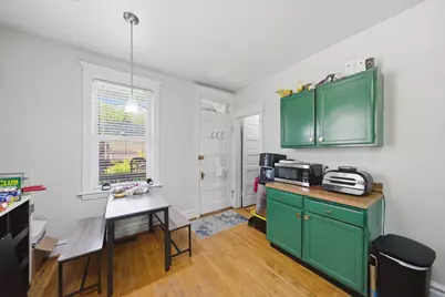 3438 N Seeley Avenue, Chicago, IL 60618 - Photo 11