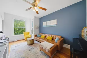 3438 N Seeley Ave, Chicago, IL 60618 - Photo 17