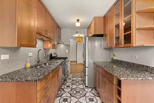 720 Weidner Rd, Buffalo Grove, IL 60089 - Photo 5