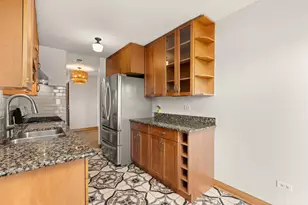 720 Weidner Rd, Buffalo Grove, IL 60089 - Photo 7