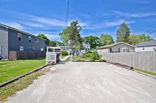 26094 W Ingleside Ave, Ingleside, IL 60041 - Photo 15