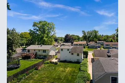 1107 E Elm Street, Wheaton, IL 60189 - Photo 31