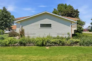 3603 14th Ave, Sterling, IL 61081 - Photo 29