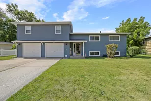 4 Saugatuck Rd, Montgomery, IL 60538 - Photo 1