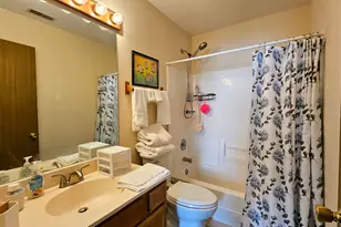 106 Village Creek Dr, Lake in the Hills, IL 60156 - Photo 5
