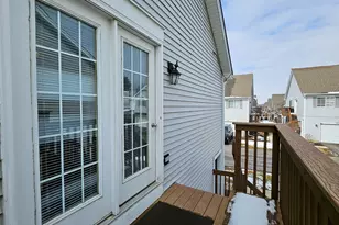 106 Village Creek Dr, Lake in the Hills, IL 60156 - Photo 13