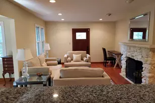 201 Devonshire Rd, Tower Lakes, IL 60010 - Photo 9